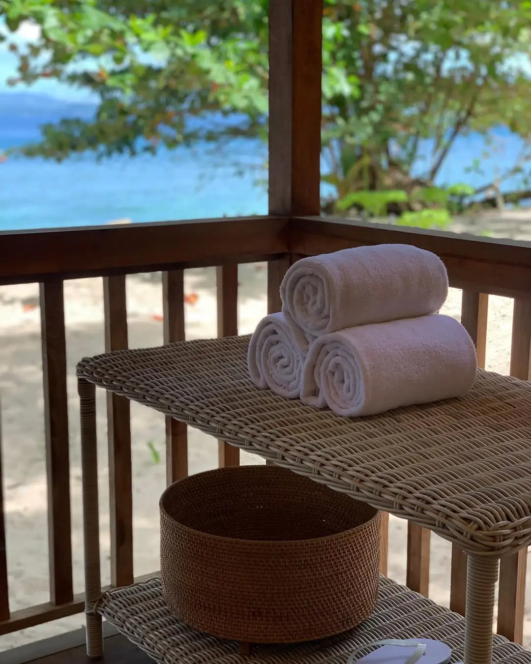 Lower Bungalow Balcony Seating