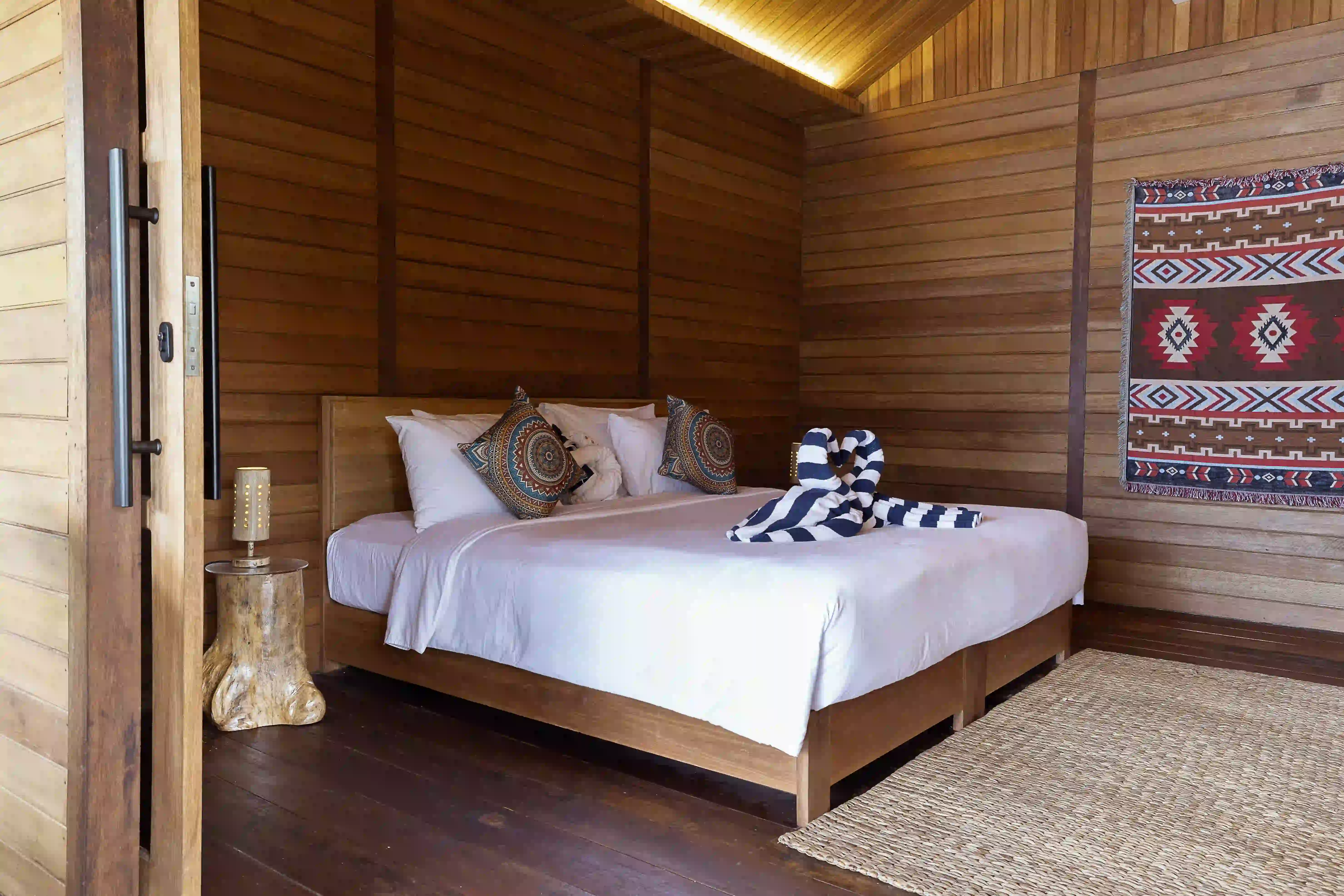 Upper Bungalow Hillside Bedroom